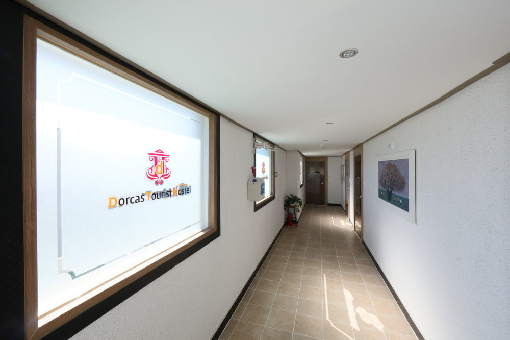 Dorcas Tourist Hostel Tongyeong Extérieur photo